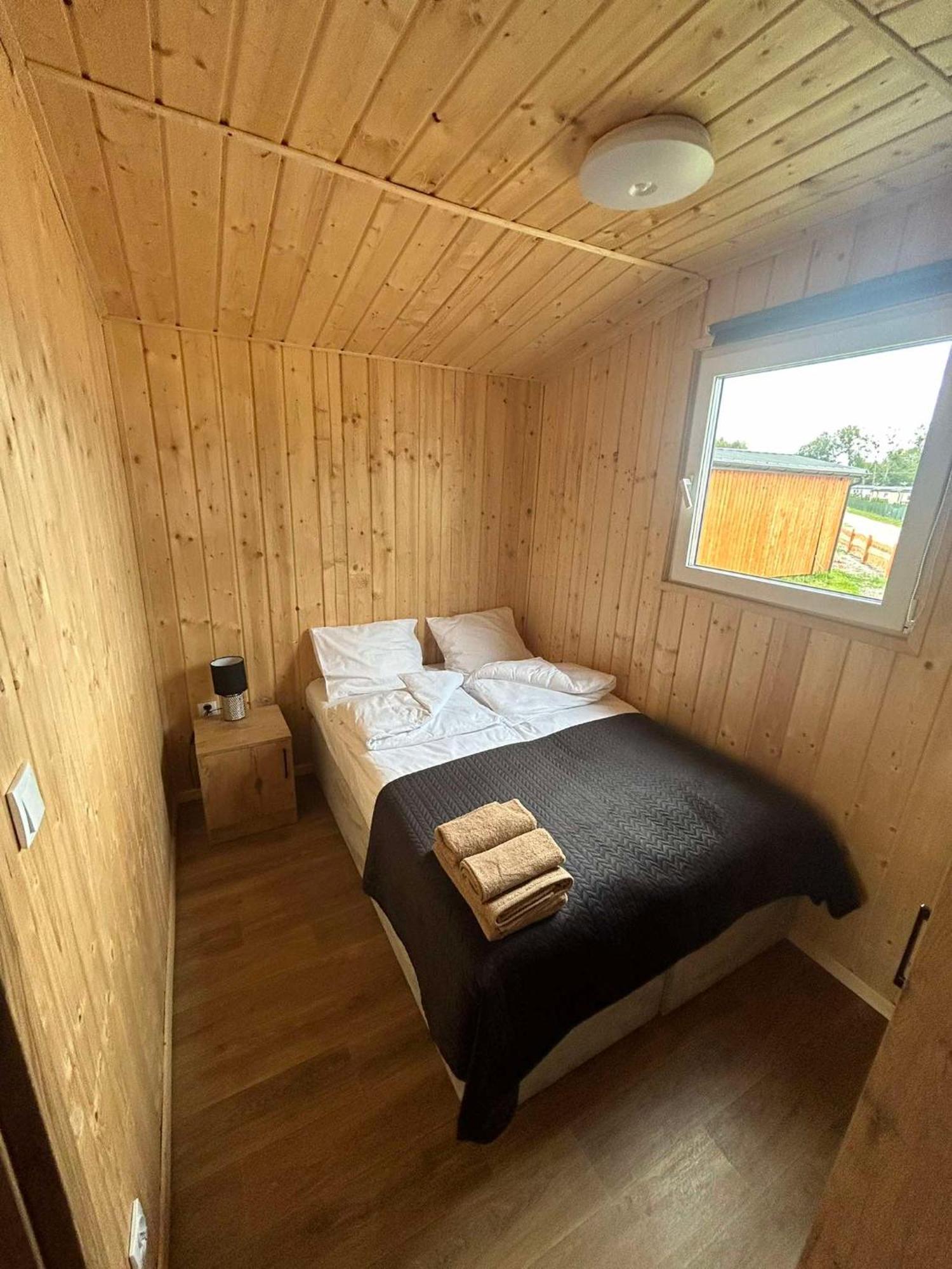 Zacisze Obok Suntago Park 호텔 Grabce-Towarzystwo 외부 사진