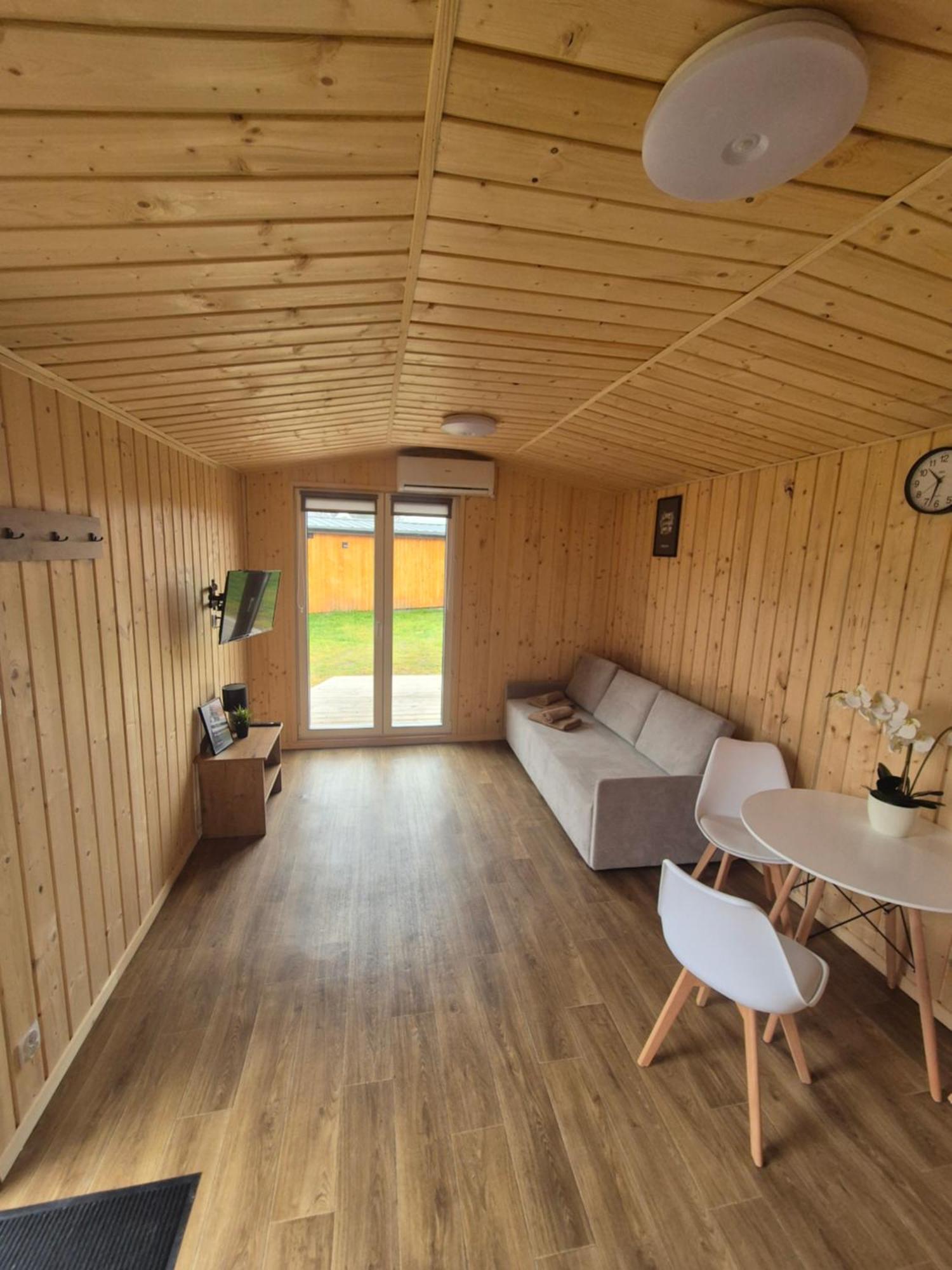 Zacisze Obok Suntago Park 호텔 Grabce-Towarzystwo 객실 사진