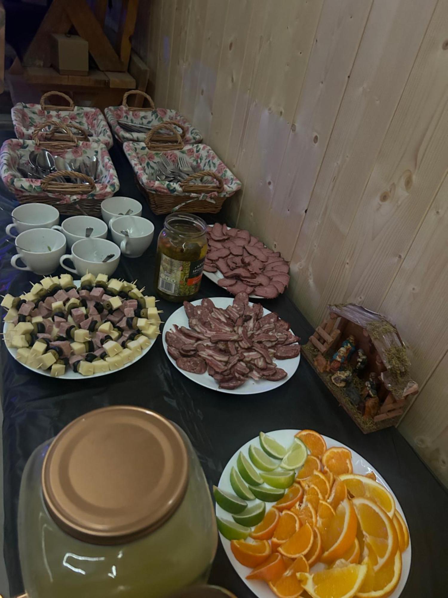 Zacisze Obok Suntago Park 호텔 Grabce-Towarzystwo 외부 사진